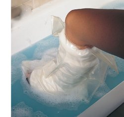 ACQUASTOP BRACCIO INTERO COPERTURA RIUTILIZZABILE PER LA PROTEZIONE, DURANTE LA DOCCIA O IL BAGNO, DEGLI ARTI CON GESSI E BENDAGGI - Fontenova srl