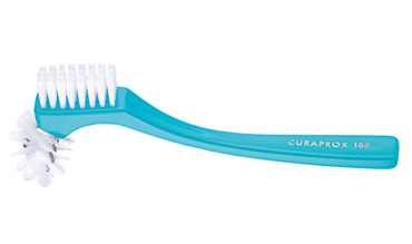 CURAPROX BDC SPAZZOLINO BREVETTATO PER DENTIERE 1 PEZZO COLORE AZZURRO - Fontenova srl